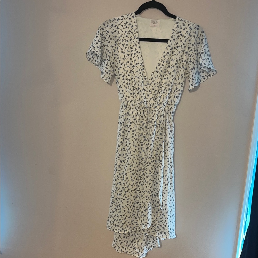 🔥Sienna Sky White Floral High Low Dress